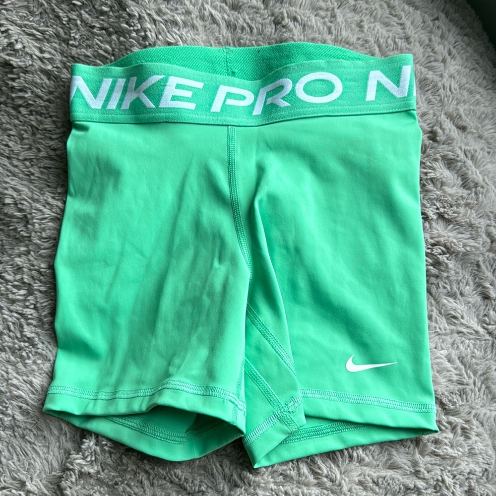 Nike pros